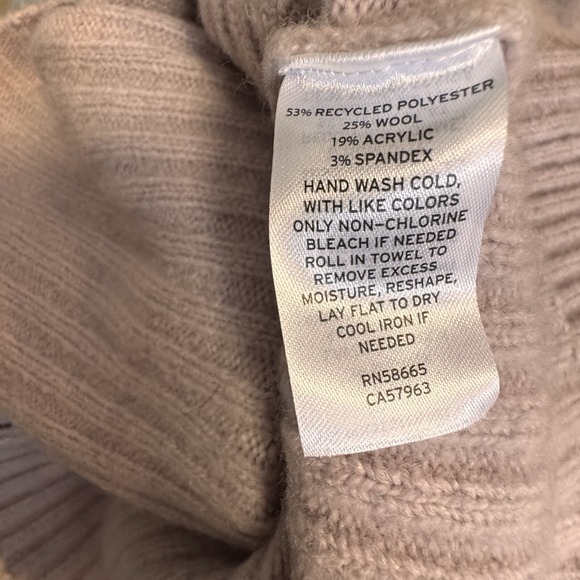 NWT Halogen Puff Sleeve Square Neck Sweater in Purple Heaven Small‎ Off Shoulder - Picture 10 of 11